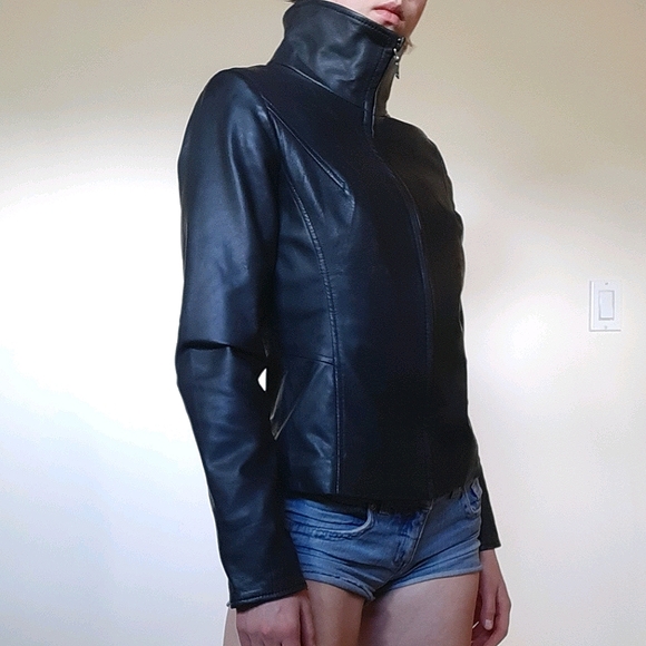 Danier Leather Jacket - Picture 6 of 7
